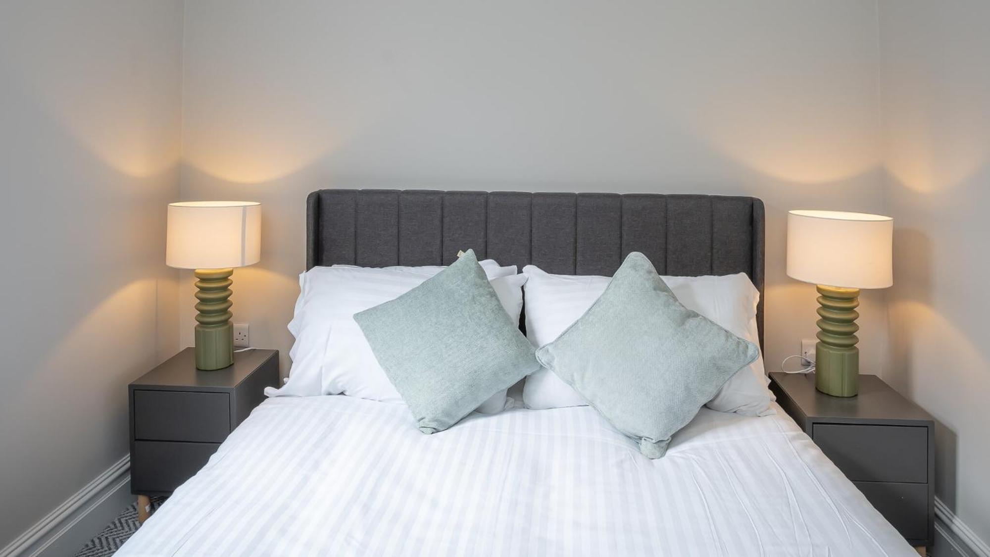 Modern 1 Bdr City Apartments By Belfast City Breaks Room photo